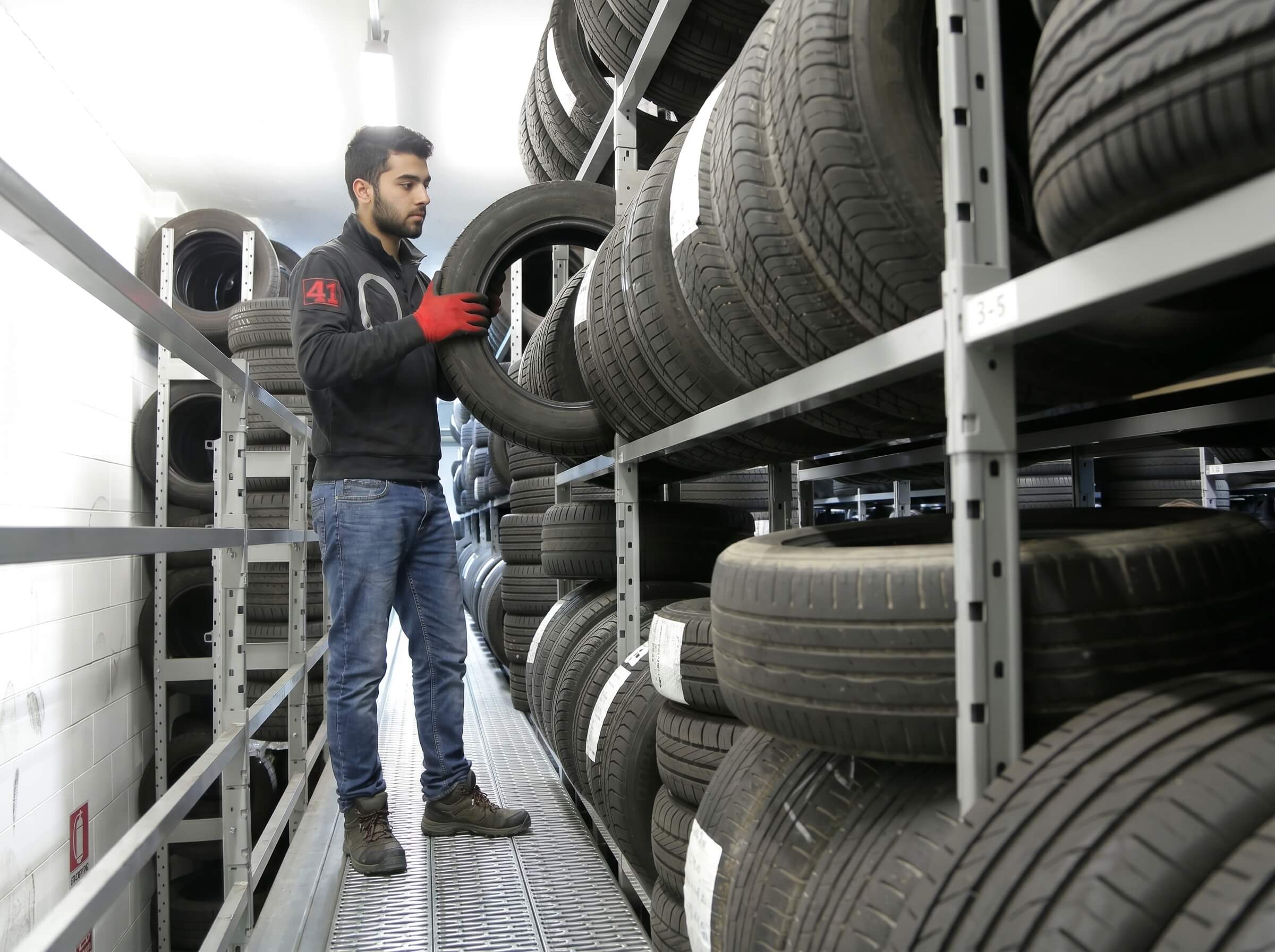 Car tyres in stock for online tyre booking and fitting in Dubai